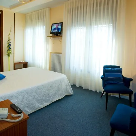 Hotell Castilla Gijón